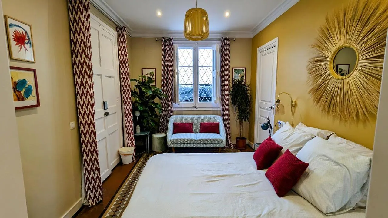 Unique Premium Suite With Sunset Terrace In Born Neighborhood location